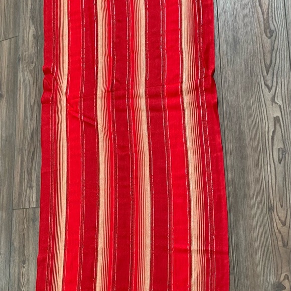 Elegant Red Striped Women's Scarf - Picture 2 of 6